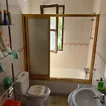 Privada Triple Bed & Breakfast