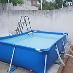 Privada Triple Bed & Breakfast