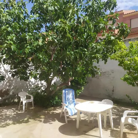 Privada Triple לינה וארוחת בוקר *
