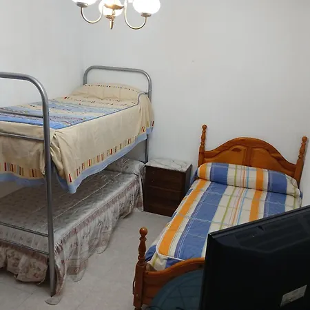 Privada Triple לינה וארוחת בוקר *