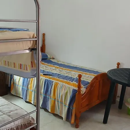 Privada Triple לינה וארוחת בוקר טולדו