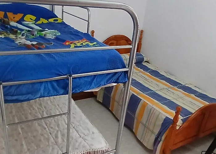 לינה וארוחת בוקר Privada Triple *