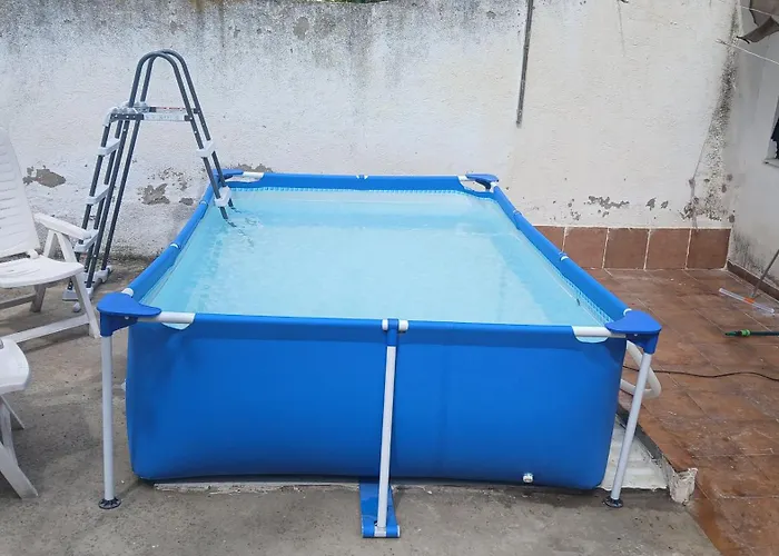 לינה וארוחת בוקר Privada Triple *