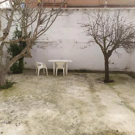 Privada Triple Bed & Breakfast