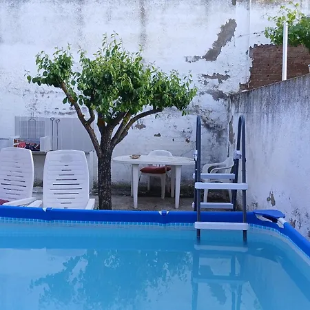 Privada Triple Bed & Breakfast *