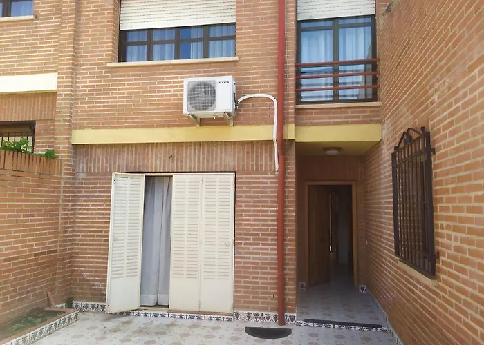 Privada Triple Bed & Breakfast