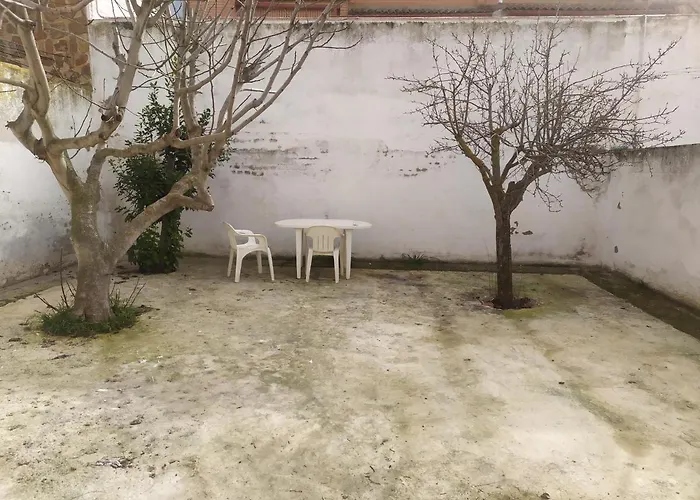 Privada Triple Bed & Breakfast